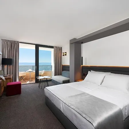 Boutique Ani - Adults Only 4*