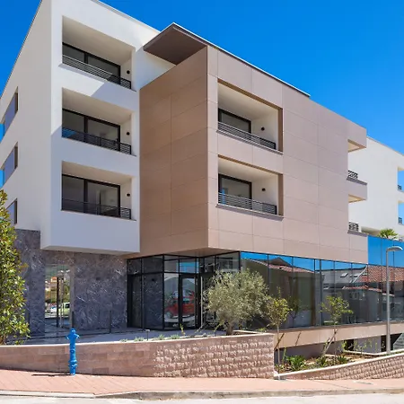 Boutique Ani - Adults Only