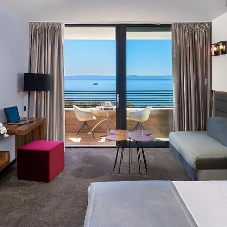 Boutique Ani - Adults Only 马卡尔斯卡