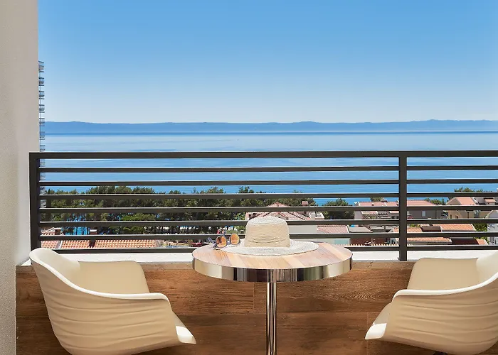 Готель Boutique Ani - Adults Only 4*