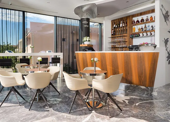 Boutique Ani - Adults Only Готель