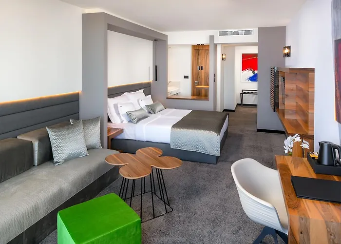 Boutique Ani - Adults Only Макарська