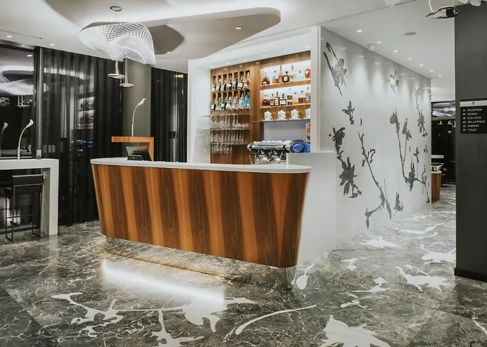 Boutique Ani - Adults Only Готель